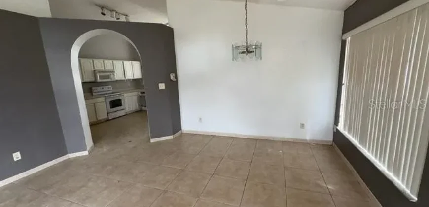 8853 Lambert Ln, Orlando, FL 32825
