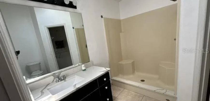 8853 Lambert Ln, Orlando, FL 32825